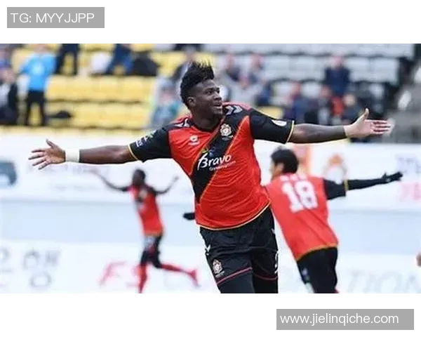 皇马荣耀100手机壳，展现球星风采，纪念足球传奇，致敬荣耀时刻